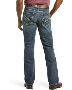 Ariat M5 Arrowhead Low Rise Straight Leg Jean | Jeans -Shoefinity Shop 81PRibqvhRL. AC SR736920