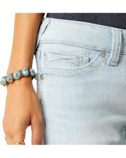 Ariat Low-Rise Zayla Straight Jeans in Claremont -Shoefinity Shop 914Wqb gPcL. AC SR736920