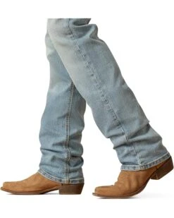 Ariat M7 Performance Pro Ripped Straight Jeans in Lindo -Shoefinity Shop 91Itf4YSG9L. AC SR736920