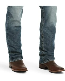 Ariat M4 Low Rise Stretch Stockton Stackable Straight Leg in Kentucky | Jeans -Shoefinity Shop 91N6XxkmshL. AC SR736920