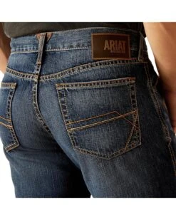 Ariat M2 Traditional Relaxed Cleveland Bootcut Jeans in Bradford -Shoefinity Shop 91rBwU6IPCL. AC SR736920