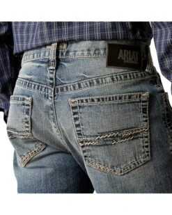 Ariat M2 Traditional Relaxed Buster Boot Cut | Jeans -Shoefinity Shop A18H9ouk5IL. AC SR736920