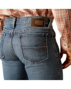 Ariat M1 Vintage Treven Straight Jeans in Rico -Shoefinity Shop A1AJkKbf3DL. AC SR736920