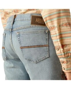 Ariat M7 Performance Pro Ripped Straight Jeans in Lindo -Shoefinity Shop A1BSXVzHyL. AC SR736920