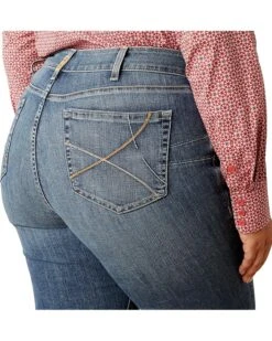 Ariat Perfect-Rise Chopped Ella Bootcut Jeans in Toronto -Shoefinity Shop A1hj1xy99yL. AC SR736920